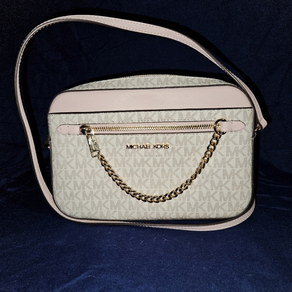 Michael Kors Jet Set Crossbody Bag